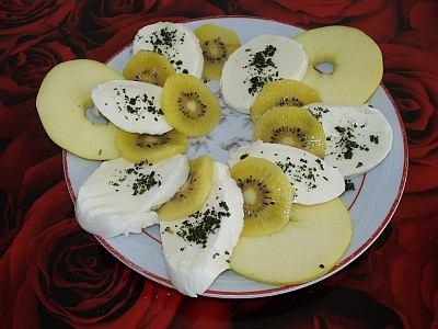 mozarella kiwi